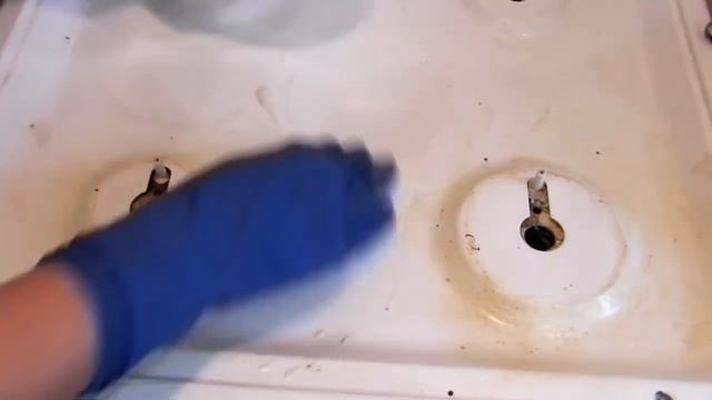 САМОДЕЛЬНОЕ копеечное СРЕДСТВО отмывает газовую плиту от ЖИРА и НАГАРА