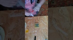 Заливка пепельницы #своимируками #эпоксиднаясмола #эпоксидка #epoxy