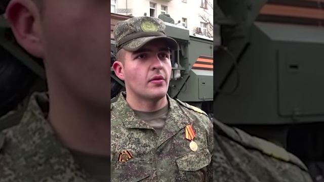 Внук ликвидатора Шухевича участвует в параде Победы / Известия