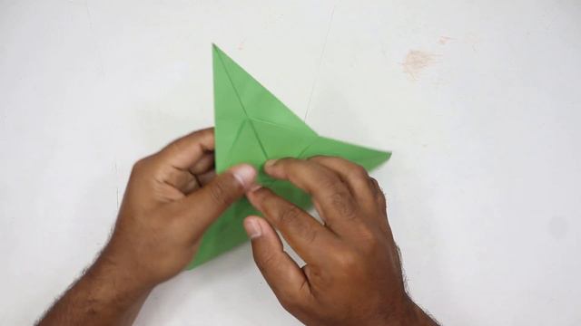 How to Make Paper Airplanes that FLY FAR - Easy Paper Plane