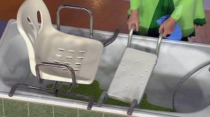 Душ и ванна. Правила безопасности для пожилых людей. Жить здорово! Фрагмент выпуска от 12.02.2015