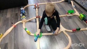 Строим деревянную железную дорогу