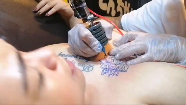 MANDALA TATTOO - CHEST PART смотреть онлайн