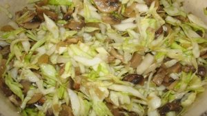 Вареники с капустой и грибами