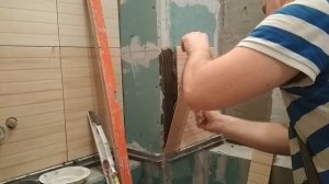 Кладка плитки в ванной - 4 часть. Облицовка короба из гипсокартона с запилом под 45 градусов