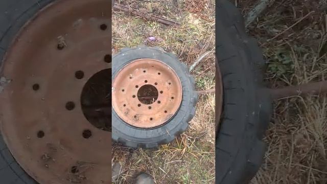 альтернатива родной резине на тракторный прицеп ПТС смотреть онлайн