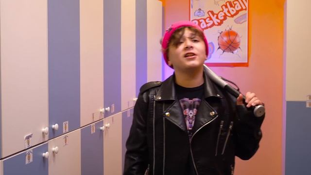 КАМИЛЬ ИЗМЕНИЛСЯ!!! БРАТ АМИНЫ СТАЛ ПЛОХИМ И ДЕРЗКИМ РАДИ ДЕВЧОНОК! КТО ОСТАНОВИТ ЕГО?