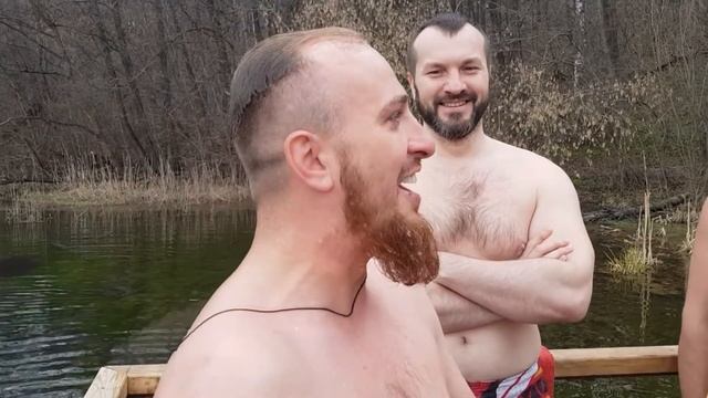 Иван Александрович Сухов. Купание в голубом озере. Казань. Май 2018. День 2. смотреть онлайн