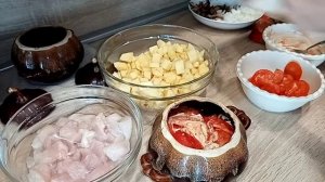 Рецепт Горшочека в духовке с картофелем, филе, грибами, сыром, томатами ????
