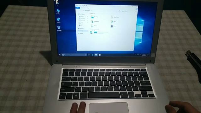 DERE D17. Отличный 14" бюджетный ноутбук для интернет-сёрфинга. Распаковка. Unboxing. смотреть онлайн