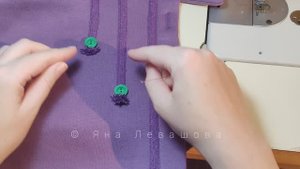 Украсить шнурками любой свитшот, худи, лыжную кофту не сложно. А вид отличный и оригинальный