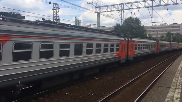 Экспресс-Голутвин-Москва ЭД4м-0462 смотреть онлайн