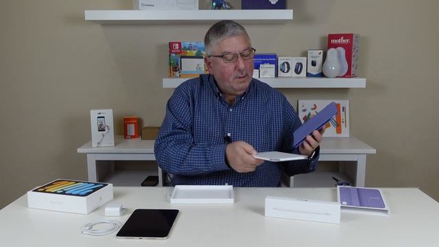 Unboxing: Apple 2021 iPad Mini 6 - Apple Pencil 2 - Apple Smart Folio смотреть онлайн