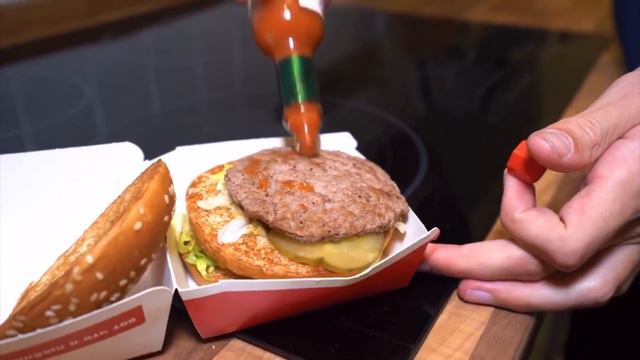 Влад А4, Кто Последний Заговорит Получит 10,000$ - Челлендж! Бородатые Обзоры смотреть онлайн