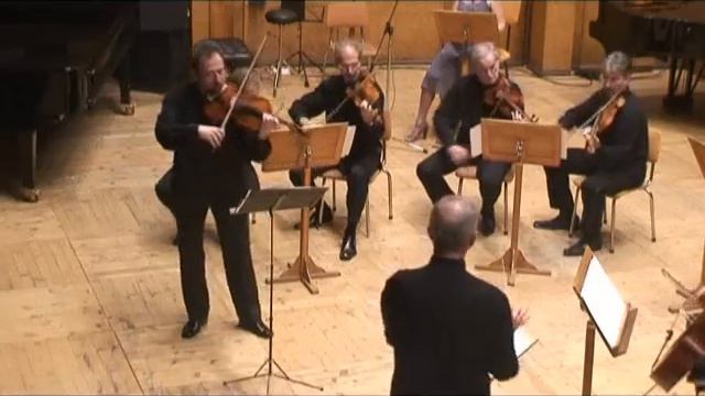 Alfred Schnittke -Suite in Ancient Style -Menuet and Fuga смотреть онлайн