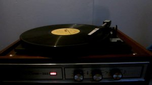 Янош Коош (Венгрия):"После меня-хоть потоп","Не думай,что весь мир только твой","Девочка у рояля"