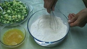 БЫСТРЫЙ ЗАЛИВНОЙ ПИРОГ С ЗЕЛЕНЫМ ЛУКОМ И ЯЙЦОМ. Пирог на скорую руку.