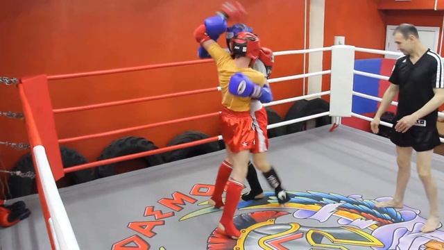 Спарринг - клуб единоборств LESTA смотреть онлайн