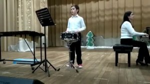 "Марш деревянных солдатиков" П.И.Чайковский(малый барабан)