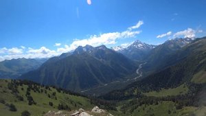 Пик Смирнова и хребет Габулу Чат на канатке Архыза