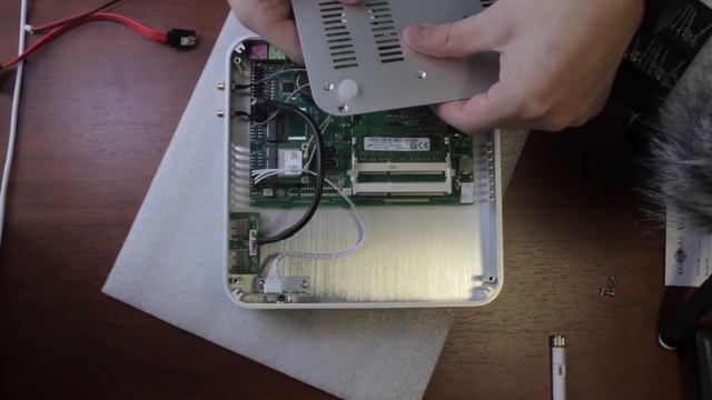 Мини ПК из Китая i5-4200U+HD Graphics 5500. Распаковка и маленький Обзор смотреть онлайн