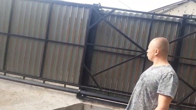 29 октября 2023 г. Откатные ворота с калиткой по схеме Якселя