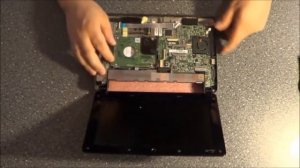 Tutorial   Asus EeePc 1005PE HDD Replacement   disassembly