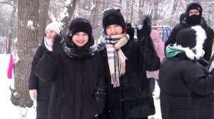 Время для снеговиков. Дети металлургов отдохнули в Роднике.