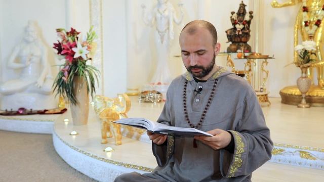 Жизнь 700 монахов Шакья Шри смотреть онлайн