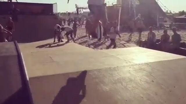 Прыжок на рампе. моноколесо смотреть онлайн