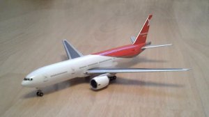 Модель самолёта Воеing 777-200ER Nordwind airlines 1/400.