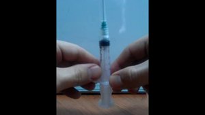 Безопасный шприц