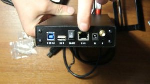 Wi-Fi  Сетевое хранилище и роутер .Wi-Fi  network storage.