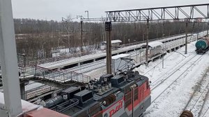Электровоз ВЛ80С-2061 Едет Сцеплять Цистерны На Станции Нижний Новгород Сортировочный