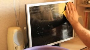 Чистка монитора.  Как отмыть жирные пятна. Cleaning the monitor How to clean the grease spots