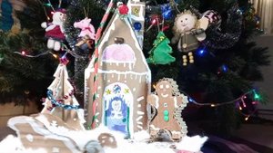 Пряничный домик из картона (Gingerbread house)