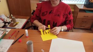 Веселая осьминожка/Поделка из втулки от туалетной бумаги
