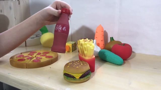 Резиновые продукты игрушечные - муляжи для игры в магазин и готовку смотреть онлайн