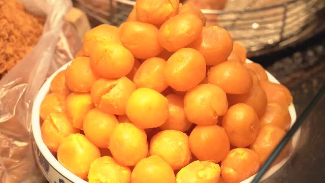 Хлеб Таро Тайваньская уличная еда смотреть онлайн