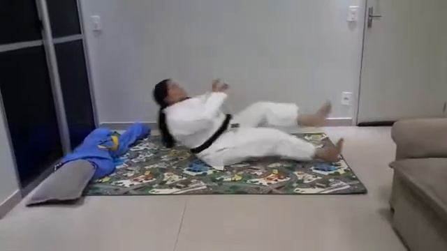 Aula 21, judô infantil смотреть онлайн