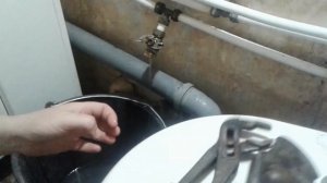 Как я установила шаровый кран под давлением воды? Получится у любого. Спасибо самоизоляции…