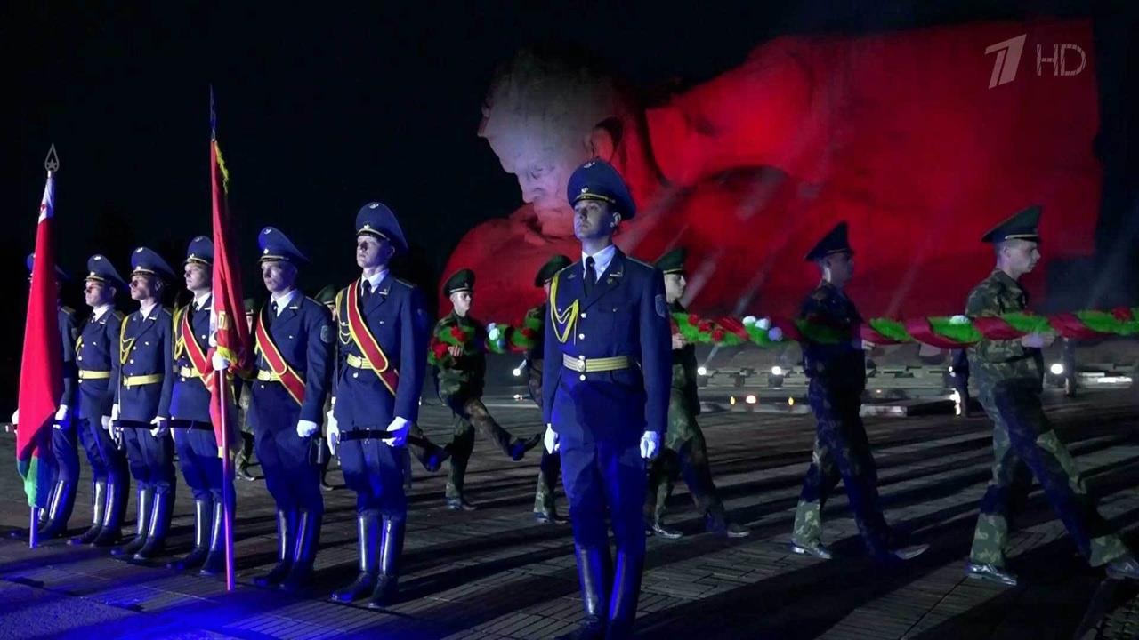 Минутой молчания почтили память погибших у Брестской крепости