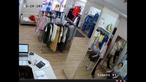 Взлом камер №1 Реакция девочки на песню Дед Максим