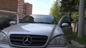 Mercedes-Benz   2  способа закрыть капот. Mercedes-Benz 2 ways to close the hood