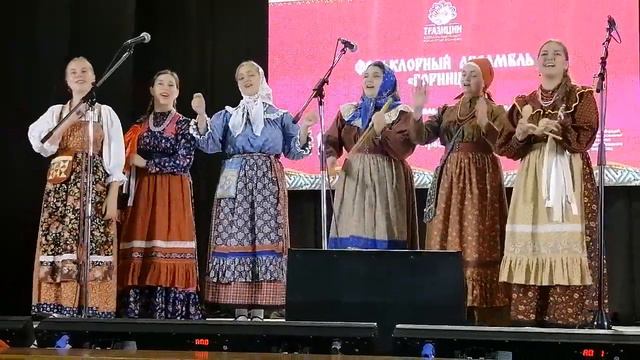 НОВИНКА! Поёт фольклорный ансамбль из Сибирской глубинки. "У Катюши муж гуляка" 2024 смотреть онлайн