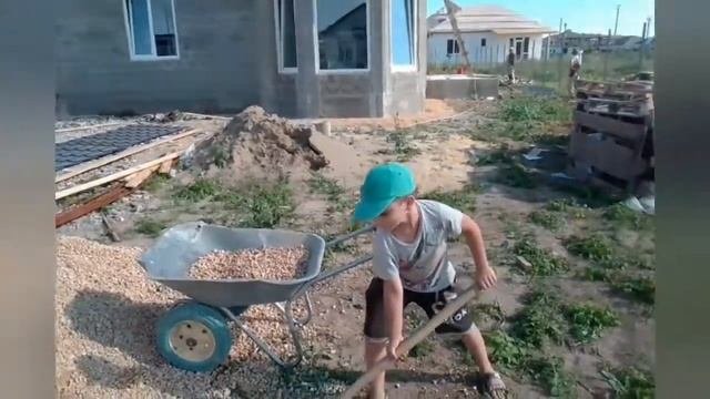 Анапа/Сегодня/Собираем отмостку , все очень просто + уход за бетоном.