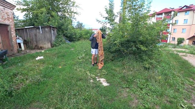 Как разбить бутылку об голов. ))) смотреть онлайн