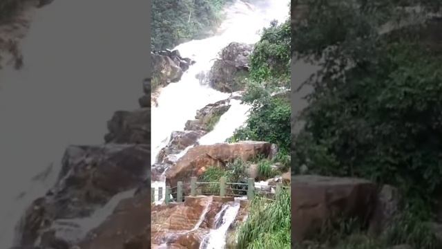 Ravana waterfalls Sri Lanka | Ella