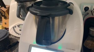 Термомикс. Месим тесто легко!