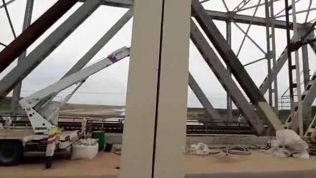 Пескоструйная обработка на ЖД мостах